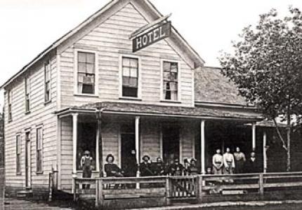 Revenue Hotel - 1874